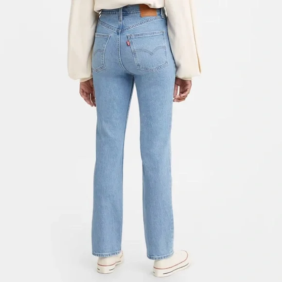 Levi’s 70s High Rise Slim Straight Jean - Size 30 - Picture 2 of 4